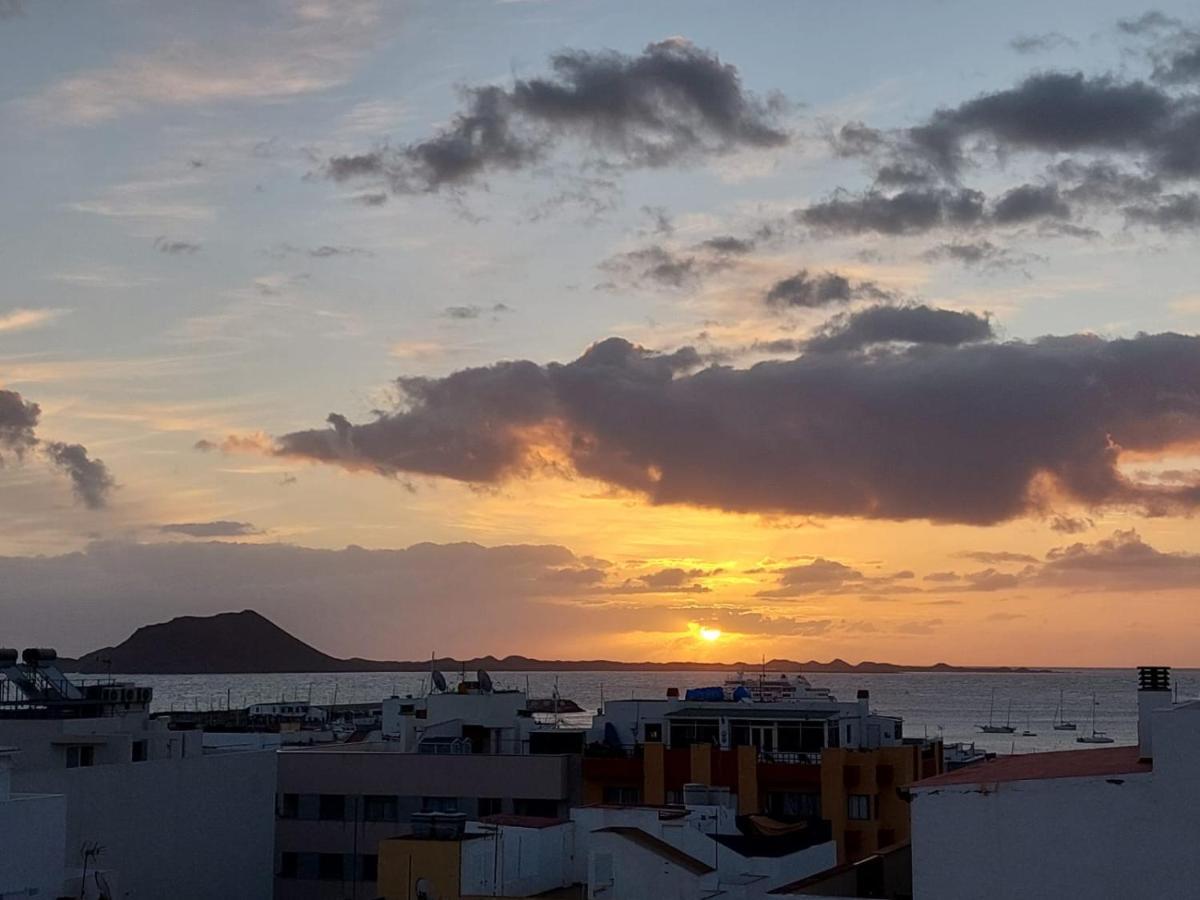 Precioso ático con vistas al mar Corralejo Exterior foto